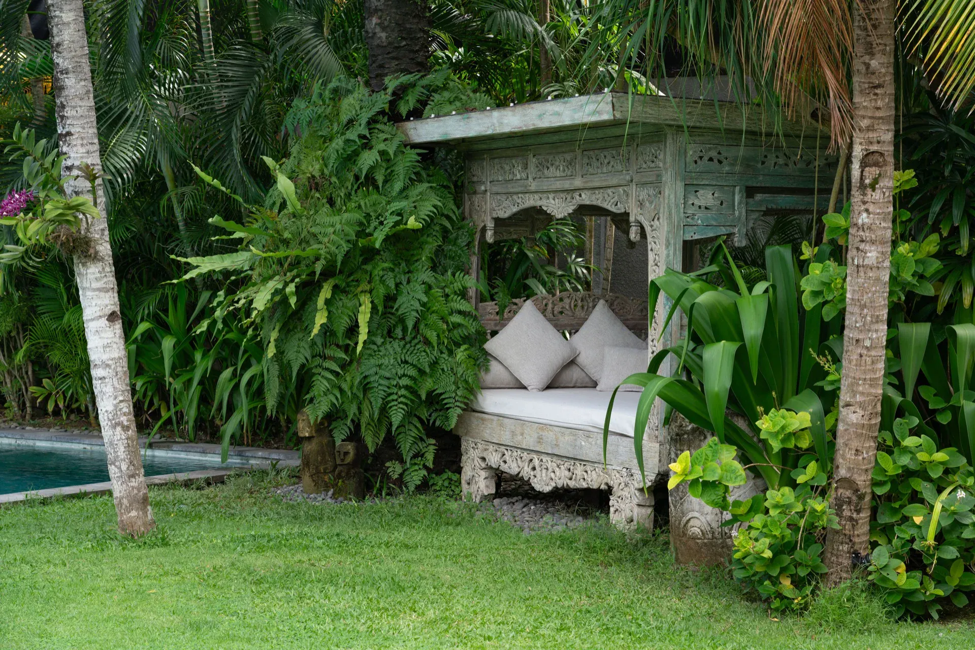 Tropical gardens and landscaping at Villa Zambala Canggu