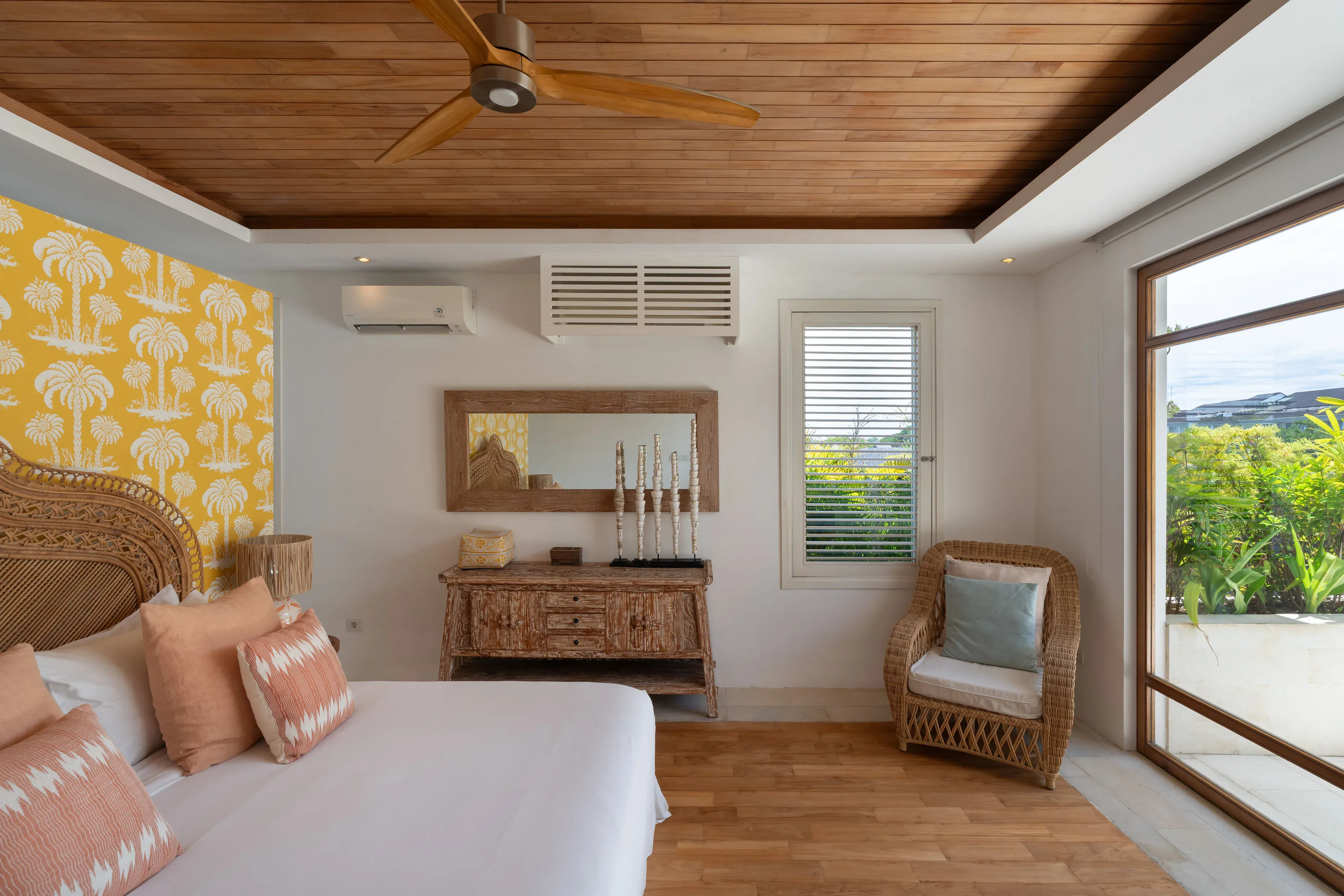 King suite two with balcony at Villa Zambala Canggu