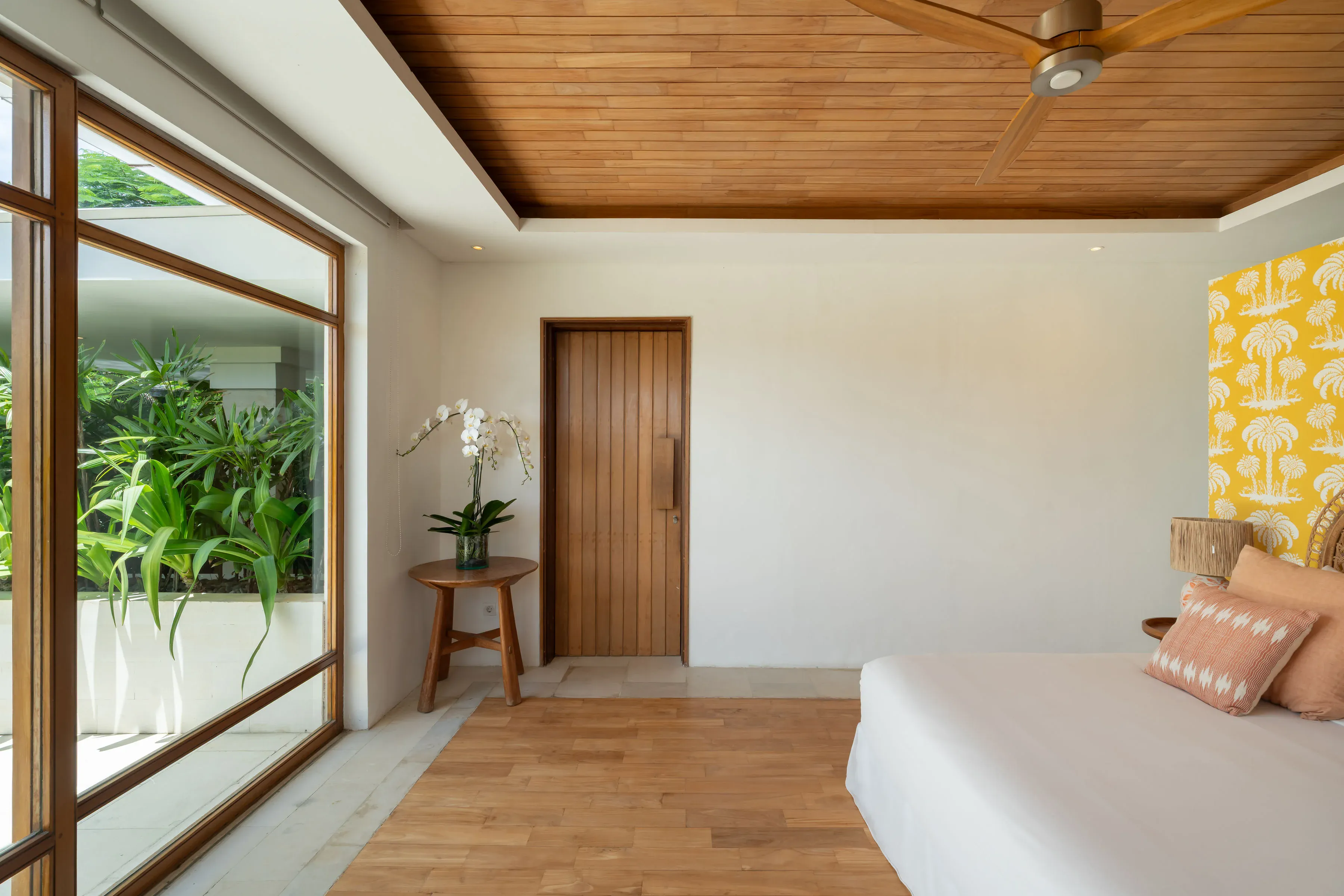 Suite two bedroom interior at Villa Zambala